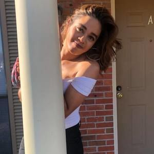 Meet your Posher, Ariel